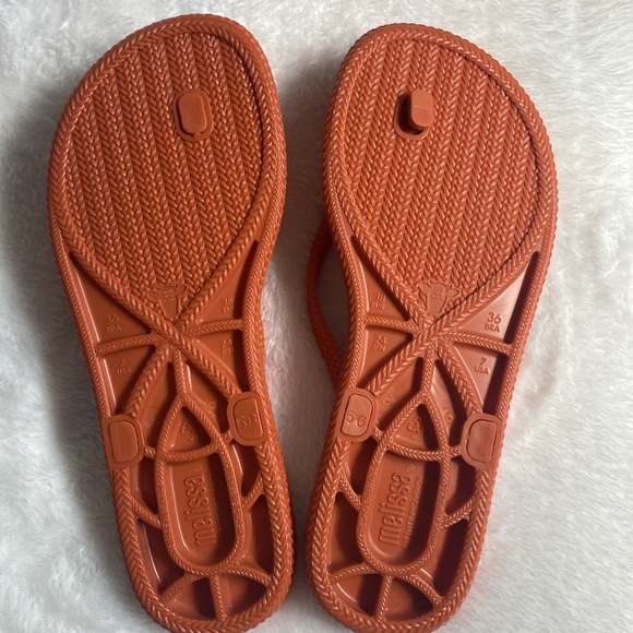 Melissa salinas flip flops - Picture 3 of 4